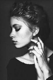 Female Portraits By Greta Tu Portrait Female Portraits Portrait Photo