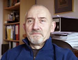 View From Online: 60 SECOND INTERVIEW: Gary Willis