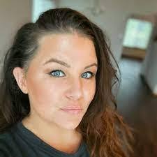 Megan Casebolt's Instagram, Twitter & Facebook