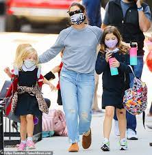 Check spelling or type a new query. Drew Barrymore Takes Daughters Olive And Frankie Out In New York Daily Mail Online