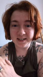 Hey I am queer and neurodivgent running a free support group :) sign up  today and also don't forget size and health are not the same thing!