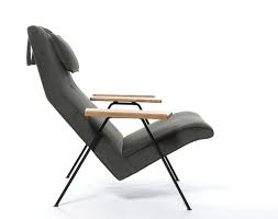 Robin day the reclining chair was originally designed in 1952 and was considered by robin day to be one of his most successful and iconic designs. Komfortabel Robin Day Reclining Chair Von Twentytwentyone Bild 22 Schoner Wohnen