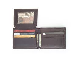 Click on the store location link to see which stores are curbside pickup eligible. Men S Leather Business Card Wallet Der Lederhandler