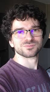 Rachel Zegler AKA Snow White looking like a princess at the Oscars 2025 👉  https://yourcountdown.to/snow-white-and-the-seven-dwarfs