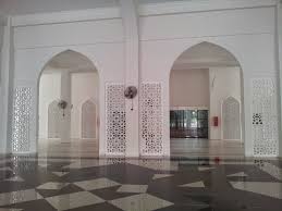 Diambil dari kawasan tasiknya, ditemani oleh sahabat saya mohd ratnor iskandar. Masjid Seksyen 13 Shah Alam Google Search Masjid Brick Decor