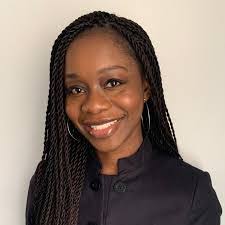 Carolyn Quinlan's Instagram, Twitter & Facebook