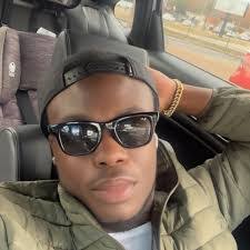 Diamond Amari's Instagram, Twitter & Facebook