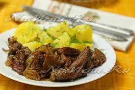 как вкусно пожарить свинину на сковороде кусочками с луком Myaso Zharenoe S Lukom Recipes Food Beef
