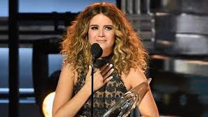 See Maren Morris Alicia Keys Blissful 80s Mercedes On Crossroads Curly Hair Styles Boy Hairstyles Hair Styles