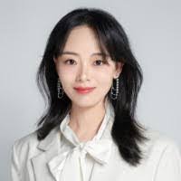 Iris Cornell's Instagram, Twitter & Facebook