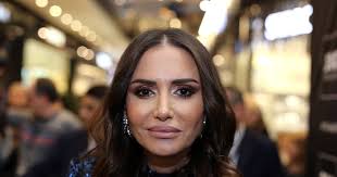 Sestra Emine Jahović je njena sušta suprotnost, doktorka se ne eksponira u  javnosti