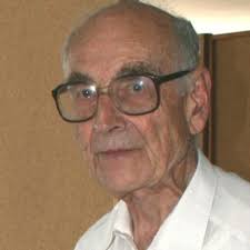 Un astrofísico experto en los elementos químicos en estrellas y galaxias