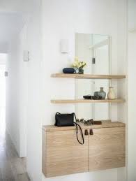 Amenager Une Petite Entree 12 Idees Pratiques Pour L Optimiser Petite Entree Idee Entree Maison Deco Entree Maison