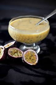 Passion Fruit Curd Creme Aux Fruits De La Passion Comme Une Lemon Curd Recette Sauce Sucree Alimentation Fruit De La Passion