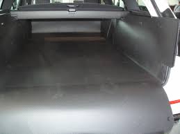 Fahrzeugspezifischer Kofferraumschutz Und Varianten Der Kofferraumwannen Kofferraumwanne Ford Transit Custom Beifahrersitz