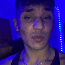 Listen to playlists featuring Comfy