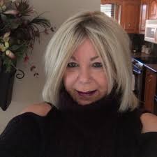 Nicole Blais (@NicoleBlais15)