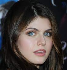 Alexandra anna daddario (born march 16, 1986) is an american actress and model. Hd Wallpaper Alexandra Daddario Blue Eyes Brunette Women Wallpaper Flare