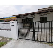 There are several parks and playground for children, including one just down the road. Single Storey House Section 8 Petaling Jaya To Rent Worker Company Staff Welcome Property Rentals On Carousell