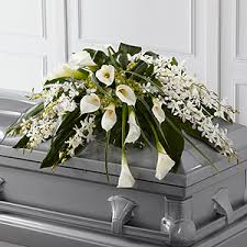 There are several types of flower arrangements for the funeral. Funeral Flower Arrangements Sympathy Flower Arrangements For Funerals Milwaukee Flower Delivery Bel Aire Flowers West Allis Wisconsin