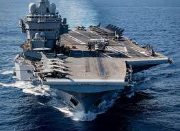 Les mesures sanitaires déjà mises en place à bord ont été renforcées. Le Porte Avions Charles De Gaulle Mer Et Marine