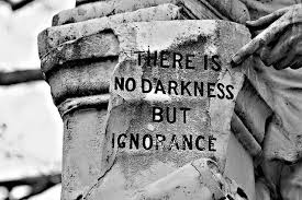 10 famous Shakespeare quotes about love and art.  Pin words to remember