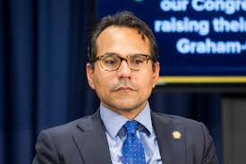 NY budget chief rips feds over Hudson rail project