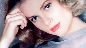Fresh off her best actress oscar win in 1955, the movie star hopped on a train in france, which. Grace Kelly Ihre Enkelin Camille Gottlieb Sieht Heute Aus Wie Sie Brigitte De