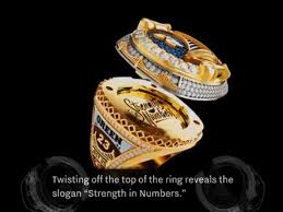 4.6 out of 5 stars 103. The Warriors Are Getting The First Reversible Championship Rings In History Sbnation Com