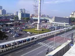 Expect some unstable camera movement throughout the clip. Maluri At Grade Mrt Corp