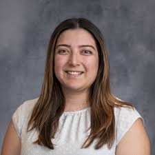 Giselle Flores's Instagram, Twitter & Facebook