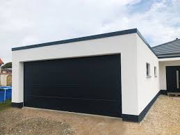 After 300m you reached the chalet with a double garage on the right side. Pin Auf Hof Und Garage