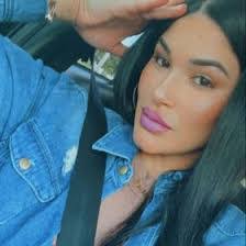 Jasmine Cuevas's Instagram, Twitter & Facebook