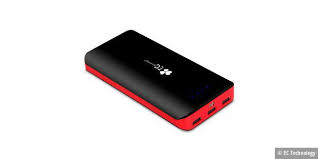 The power bank will fully charge your ipad pro 12.9 (2021/20/18) one time and still, have enough capacity to charge an iphone 12 twice from 30% to. Genug Akku Trotz Corona App Power Banks Furs Iphone Im Test Macwelt