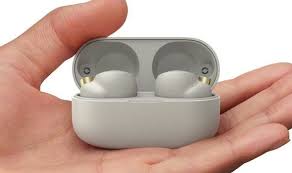 The airpods pro and bose. Ow3atqkqpfq M