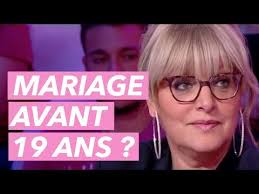 Caroline diament est une chroniqueuse régulièrement invitée par laurent ruquier dans ses diverses émissions depuis 2003 (on a tout essayé, on n'a pas tout dit, on n'demande qu'à en rire). Emmenagement A 2 Comment Reussir La Cohabitation Je T Aime Etc Youtube