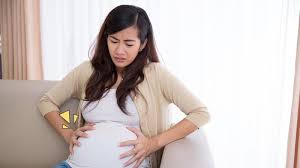 Mengutip tommy's pregnancy hub, tentu ini normal terjadi, namun ada tak jarang ini menyebabkan sakit perut saat hamil muda pada trimester awal kehamilan, moms. Sakit Perut Saat Hamil Ini 10 Penyebab Dan Cara Mengatasinya Orami