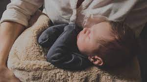 What To Do If Your Baby Will Only Fall Asleep In Your Arms Mom Com