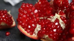 The leaves do turn yellow in the fall before falling off and leaving you with a rather bare plant. How To Cut And Juice A Pomegranate Health Benefits Tipbuzz
