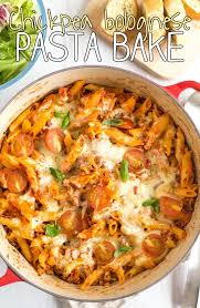 Chickpea Bolognese Pasta Bake So Yum With Tons Of Hidden Vegetables And A Bolognese Mince Made Of Blitz Vegetarian Pasta Recipes Pasta Bake Pasta Bolognese