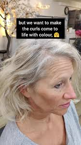 Transformación de cabello: ¡Curls que deslumbran!