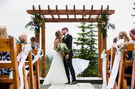 We love a good party! Mount Washington Wedding On Vancouver Island Jessica And Jordan Pebble Pine Photography Victoria And Vancouver Island Wedding Photographer