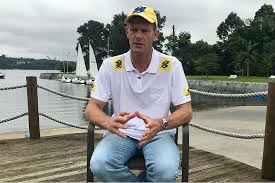Torben grael e robert scheidt têm décadas de participação na competição e são especialistas nos segredos da raia de ilhabela. Robert Scheidt Esta De Volta Onda Olimpica O Blog Do Joao Antonio De Carvalho