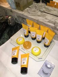 Acqua di parma acqua nobile rosa пробник спрей edt милано италия. Amenities Acqua Di Parma Que Tem Uma Loja Na Mesma Rua Do Hotel Sou Fa Da Marca Ha Anos Izobrazhenie Four Seasons Hotel Milano Milan Tripadvisor