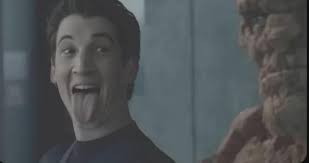 Qual é a parada com o gorro? : r/U2Band