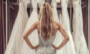 Check spelling or type a new query. Brautkleid Standesamt So Findest Du Das Richtige