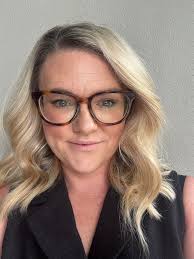 Hi everyone! I'm Nikki, the face behind Hungry for Nutrition, and I'm so  excited to be part of this community! My own health journey, along with the  challenge of navigating nutrition for