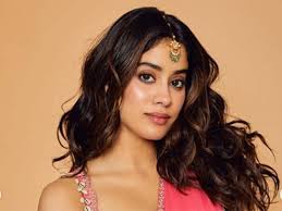 Explore tweets of janhvi kapoor @janhvikapoorr on twitter. Janhvi Kapoor S Quarantine Includes Insight Into Mum Sridevi Bollywood Gulf News
