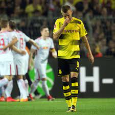 This statistic shows which shirt numbers the palyer has already worn in his career. Yarmolenko Kritisiert Ex Klub Bvb Heftig Ich Hatte Nicht Damit Gerechnet Dass Bvb 09