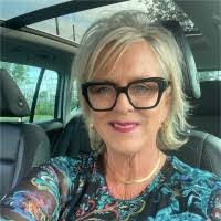 Susan Macphail's Instagram, Twitter & Facebook